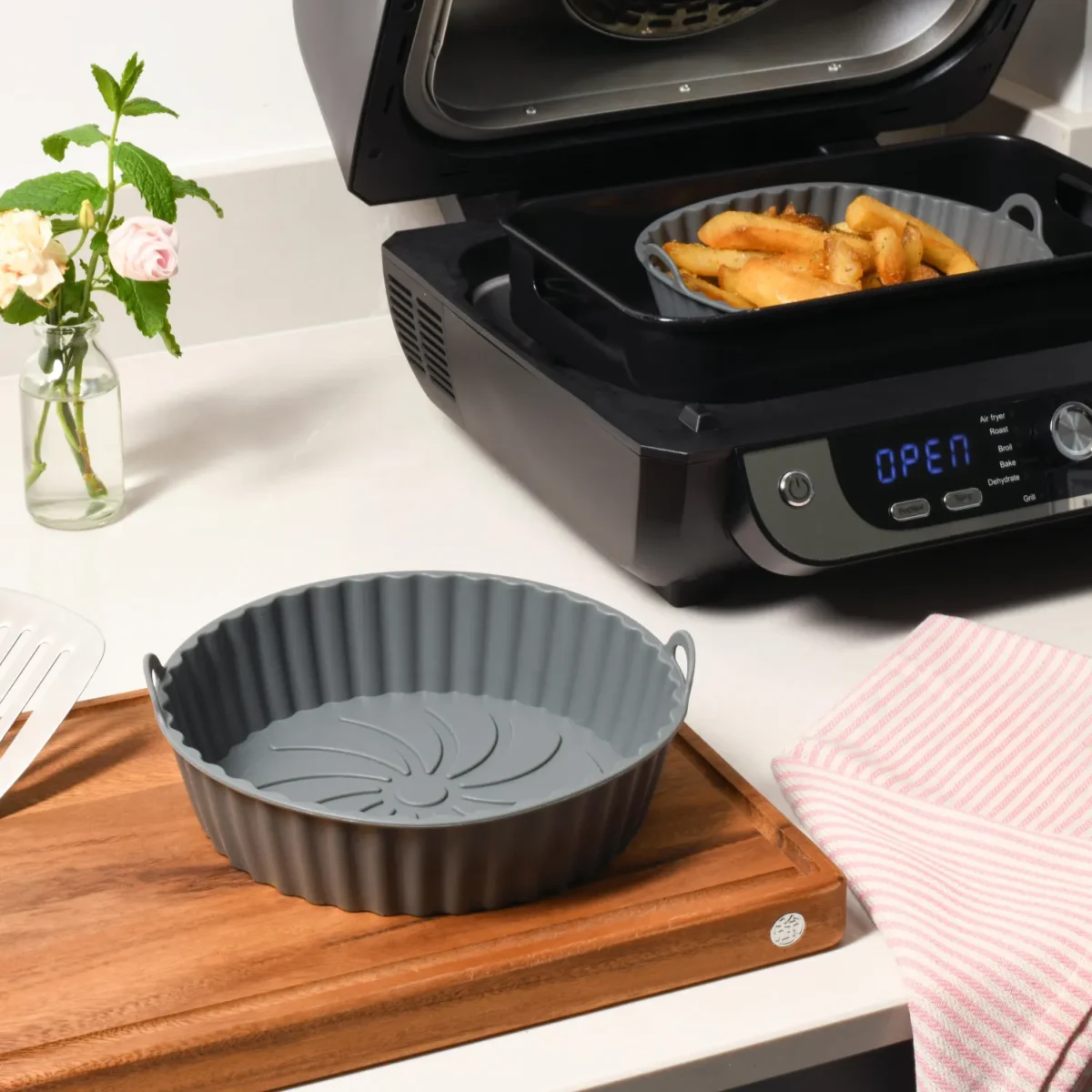 Silicone Air Fryer Liner 20cm - Image 2